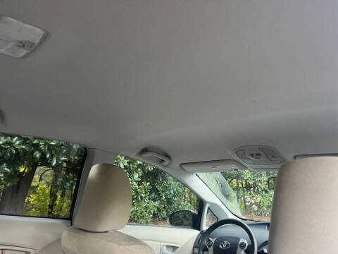 2011 Toyota Prius Two