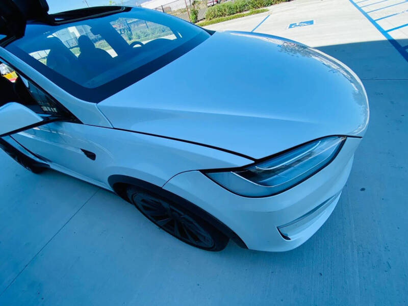 2023 Tesla Model X Standard Range