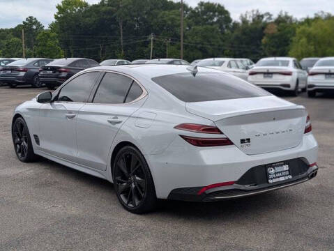 2023 Genesis G70