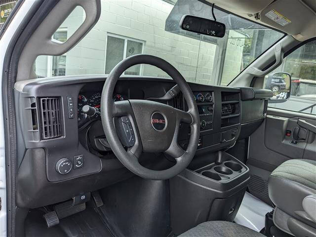 2024 GMC Savana 2500