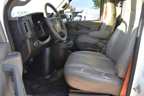 2017 Chevrolet Express 2500