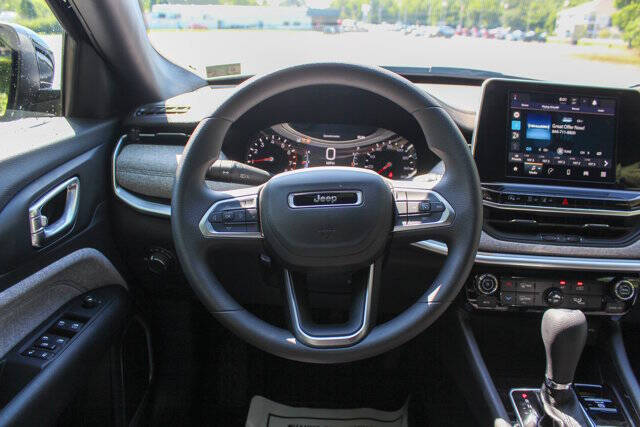 2025 Jeep Compass Sport