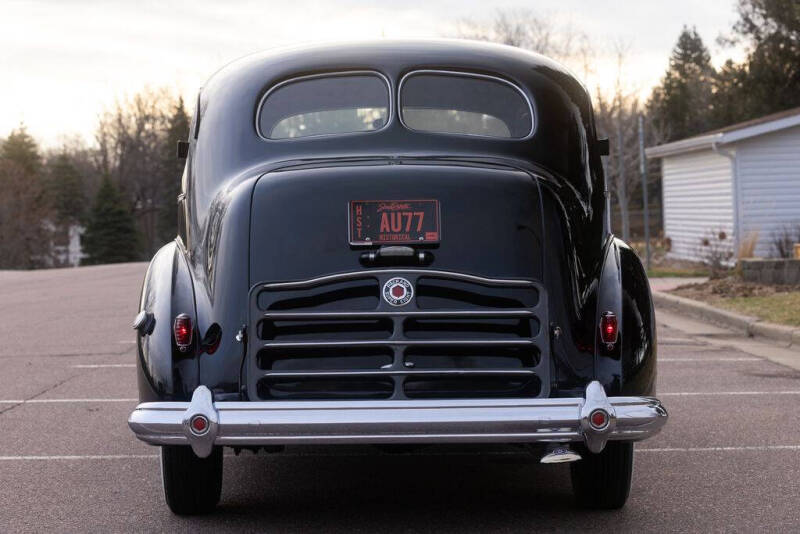 1939 Packard Super 8