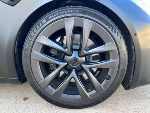 2021 Tesla Model S Plaid