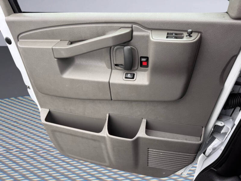 2021 Chevrolet Express 3500