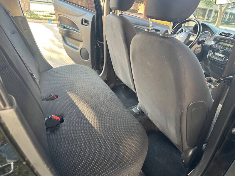 2015 Mitsubishi Mirage ES