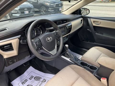 2016 Toyota Corolla LE