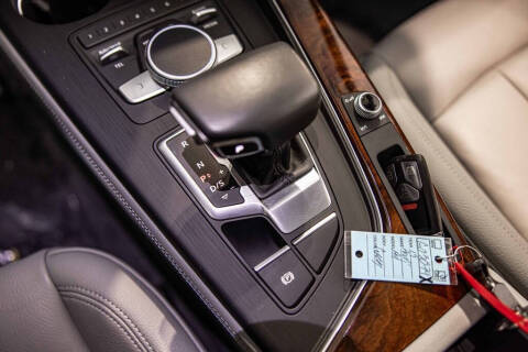 2019 Audi A4 quattro Premium Plus 45 TFSI