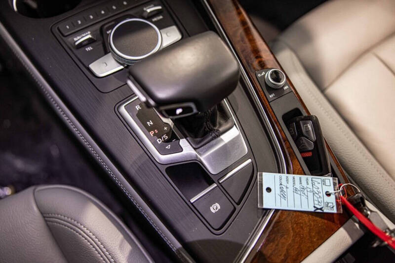 2019 Audi A4 quattro Premium Plus 45 TFSI