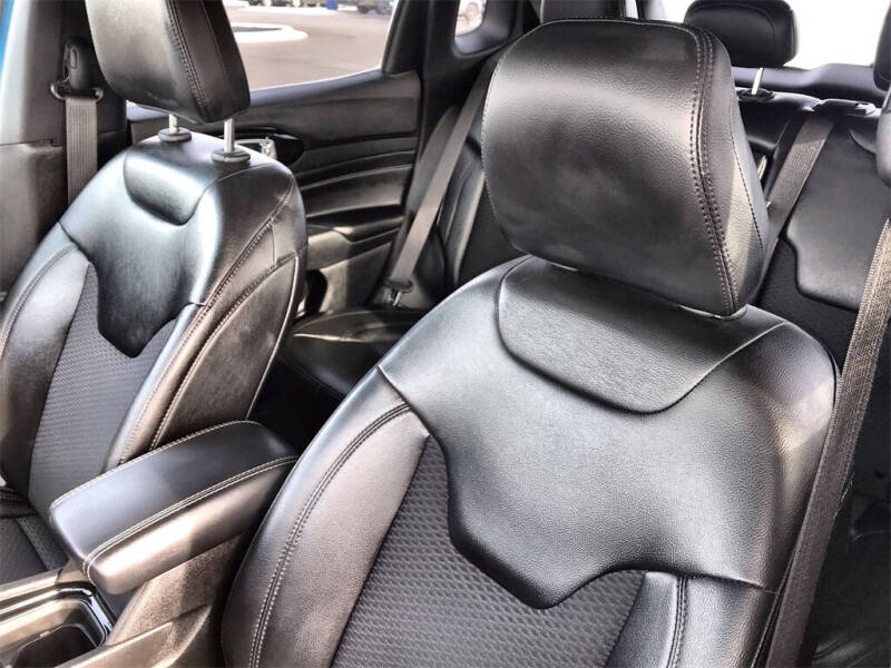 2022 Jeep Compass Altitude