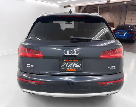 2018 Audi Q5 2.0T quattro Premium Plus