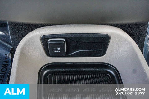 2024 Chrysler Pacifica Plug-In Hybrid Select