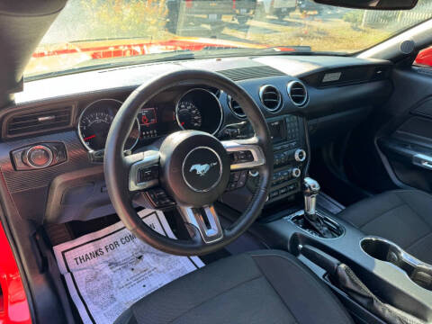 2015 Ford Mustang V6