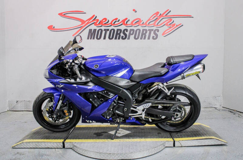 2004 Yamaha YZF-R1