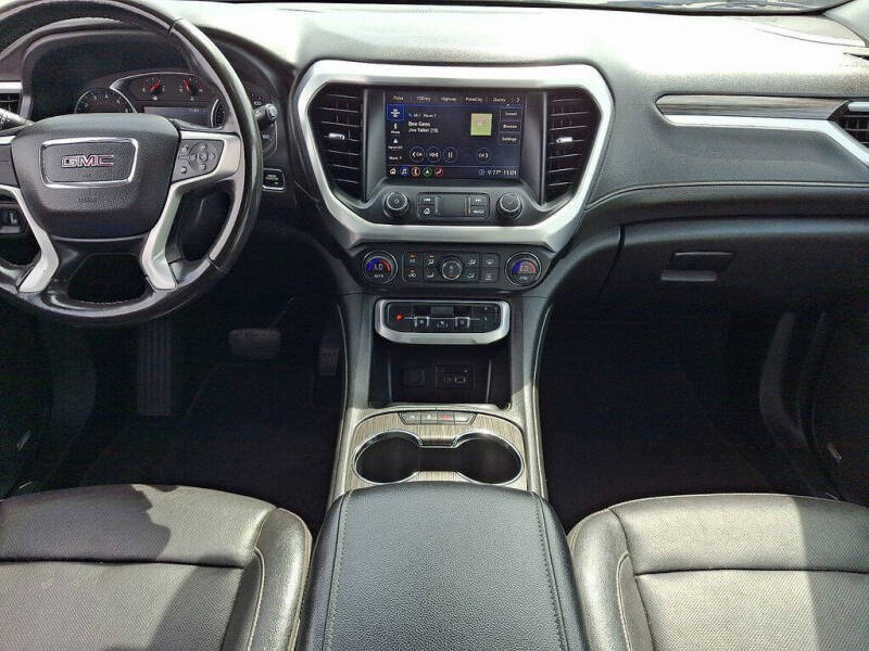 2020 GMC Acadia SLT