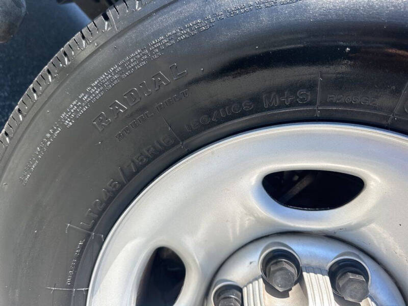 2023 GMC Savana 2500