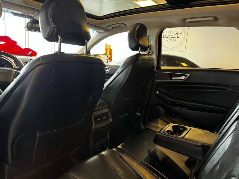 2019 Ford Edge Titanium
