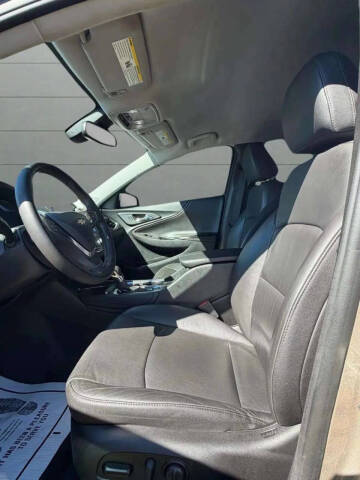 2022 Chevrolet Malibu LT