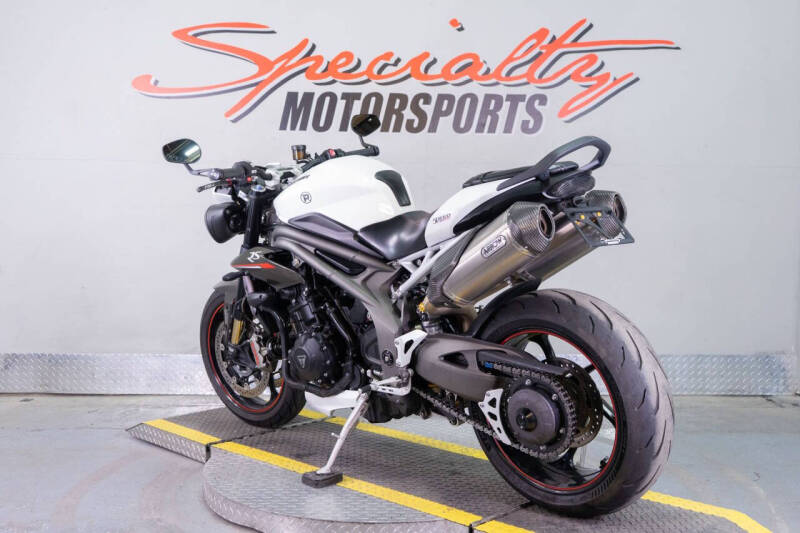 2019 Triumph Speed Triple R