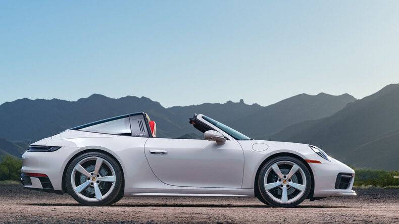 2024 Porsche 911