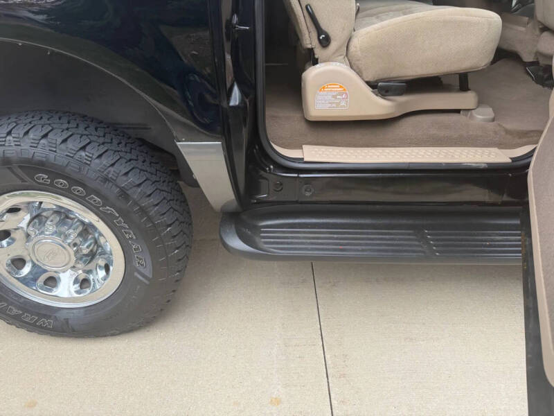 2003 Ford Excursion XLT