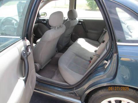 2003 Saturn L-Series L200