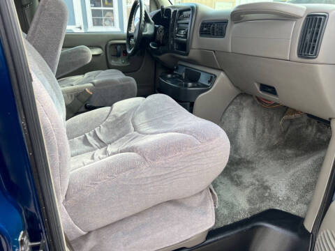 2000 Chevrolet Express