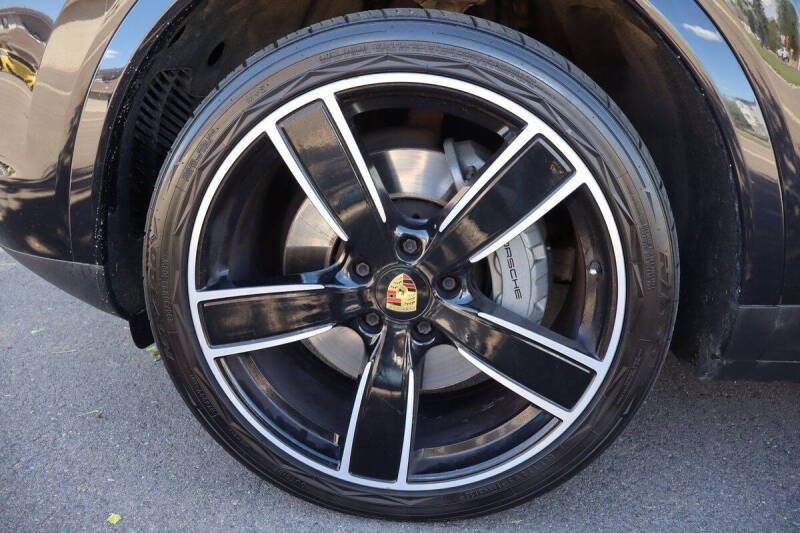 2019 Porsche Cayenne S