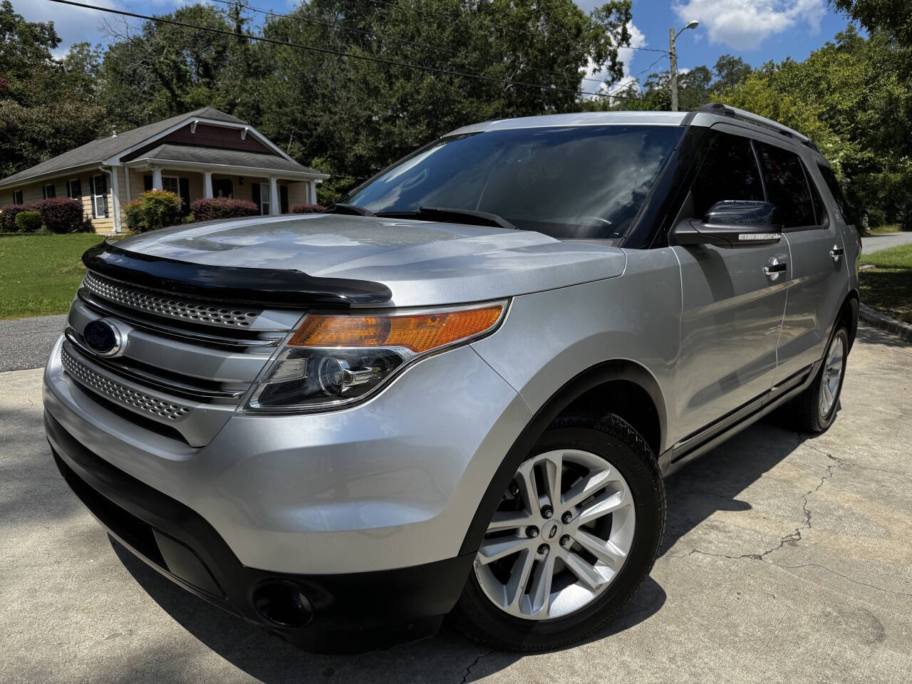 2013 Ford Explorer XLT 4dr SUV's photo