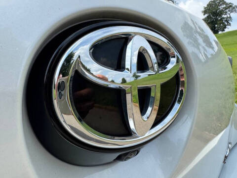 2024 Toyota Corolla Hatchback SE