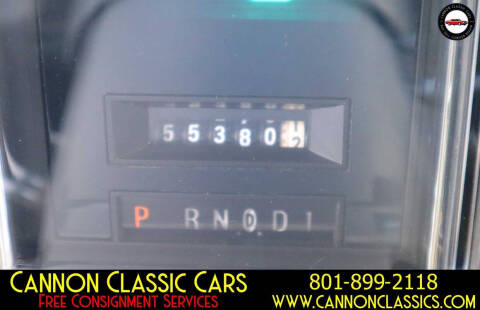 1984 Lincoln Town Car Signature