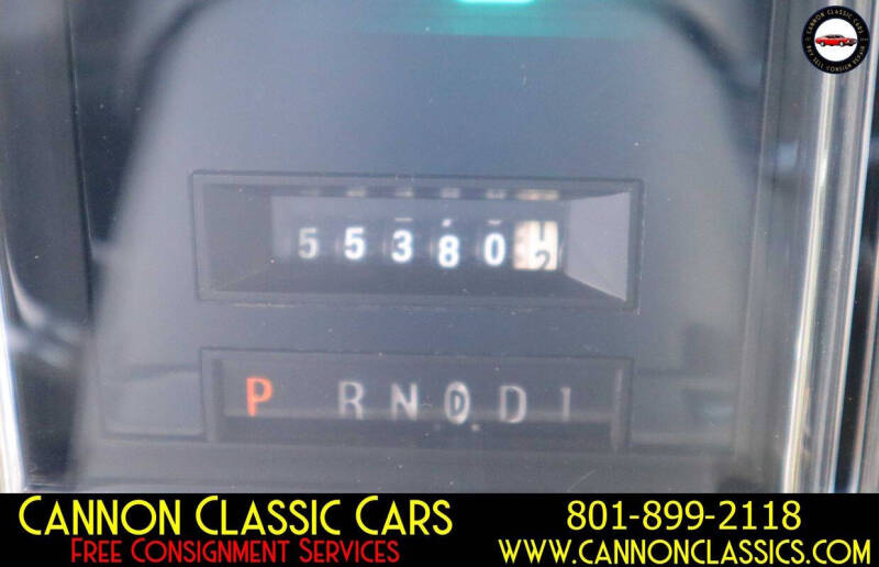 1984 Lincoln Town Car Signature