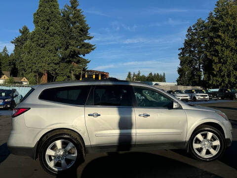 2017 Chevrolet Traverse LT