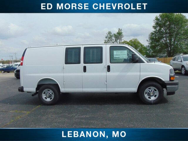 2025 Chevrolet Express 3500