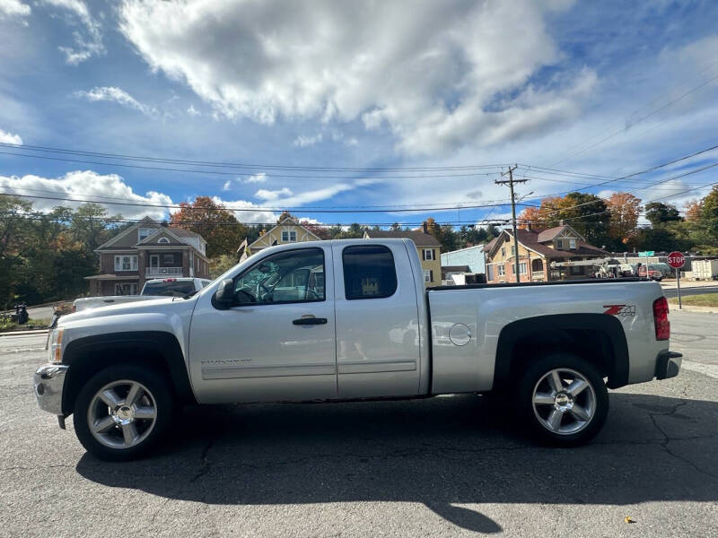 2013 Chevrolet Silverado 1500 for sale at Connecticut Auto Wholesalers in Torrington CT