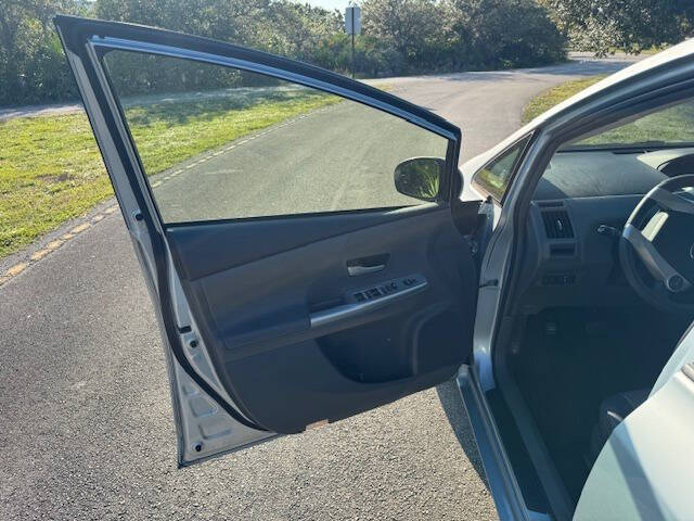 2012 Toyota Prius v Three