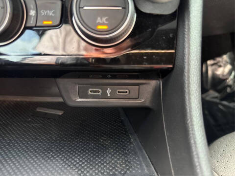 2020 Volkswagen Jetta R-Line