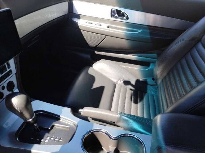 2002 Ford Thunderbird