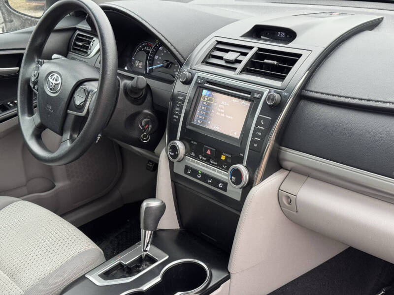 2013 Toyota Camry LE