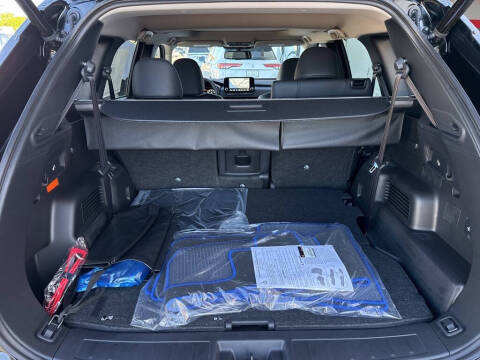 2025 Mitsubishi Outlander PHEV SEL