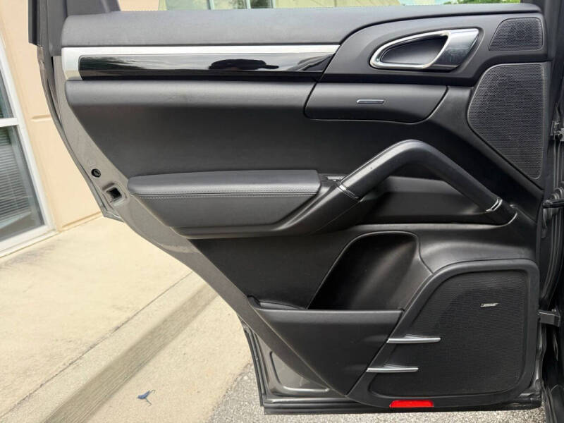 2017 Porsche Cayenne S