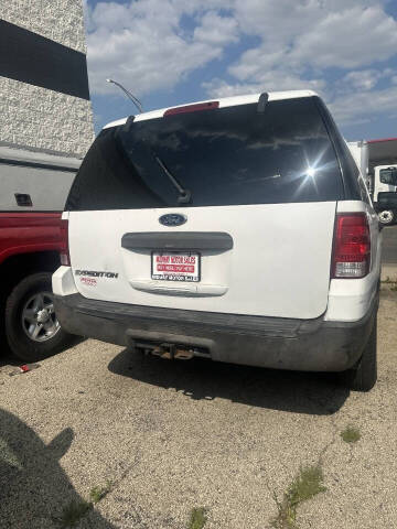 2004 Ford Expedition XLS