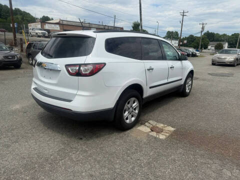 2017 Chevrolet Traverse LS