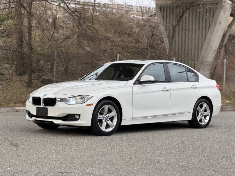 2015 BMW 3 Series 328i's photo