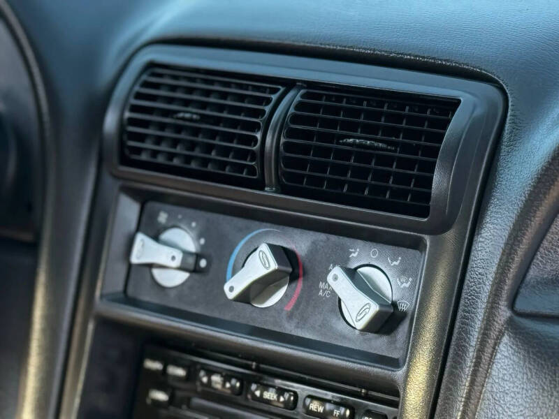 2003 Ford Mustang SVT Cobra