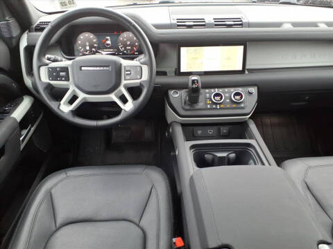 2023 Land Rover Defender 110 SE