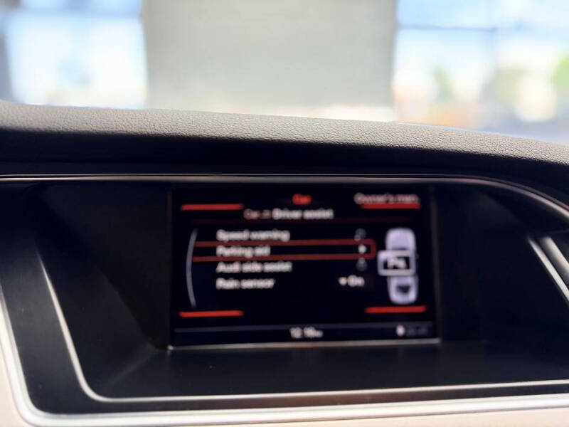 2016 Audi A4 2.0T quattro Premium Plus