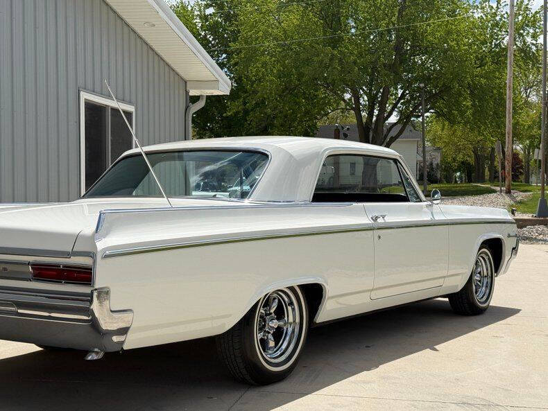 1964 Oldsmobile Eighty-Eight