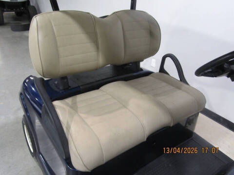 2020 E-Z-GO RXV