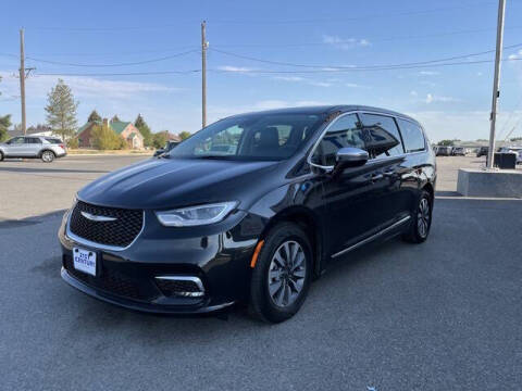 2023 Chrysler Pacifica Plug-In Hybrid Limited